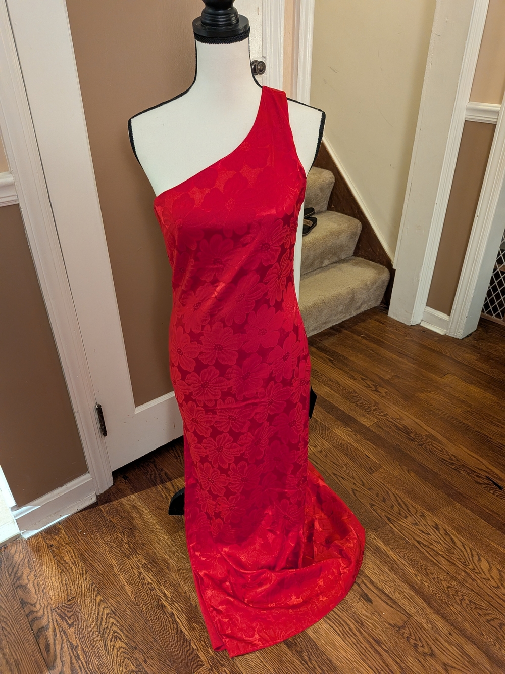 Lulu's Scarlet One-Shoulder Floral Evening Gown sz M